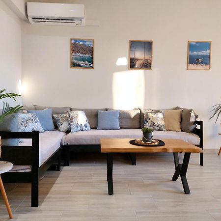 Holiday House Heraklion Deluxe Экстерьер фото
