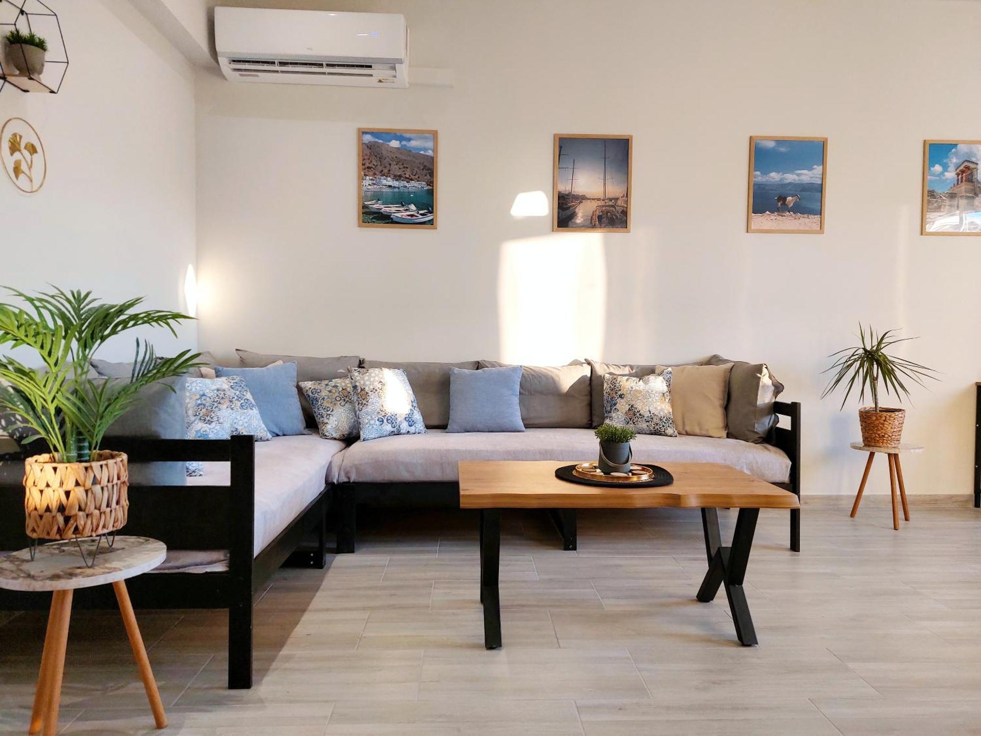 Holiday House Heraklion Deluxe Экстерьер фото